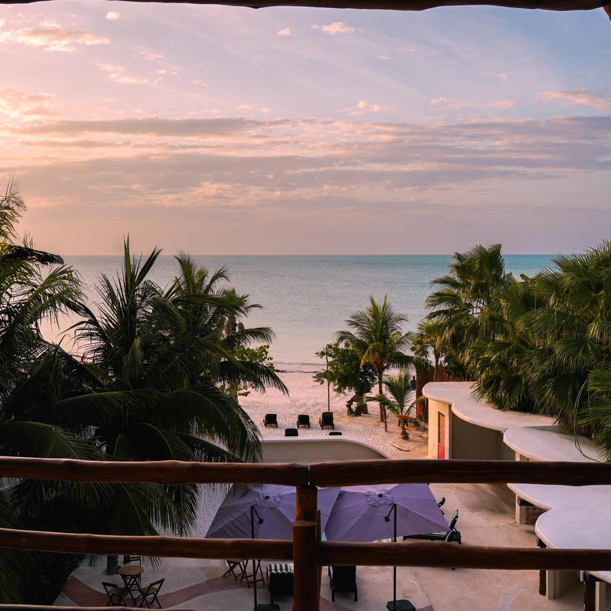 Beach Front Hotel Boutique Dk House Isla Holbox Exterior foto
